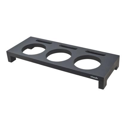 149510 1 servirovaci stojan na 3 litinove hrnce mini cerna staub
