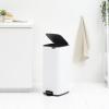 226038 4 pedalovy odpadkovy kos bo 30 l platinova ocel brabantia