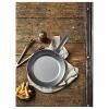 Steaková panvica MINERAL B 26 cm, s mlynček na korenie a kuchárske kliešte, de Buyer