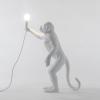 Stolová lampa MONKEY STANDING 54 cm, biela, Seletti